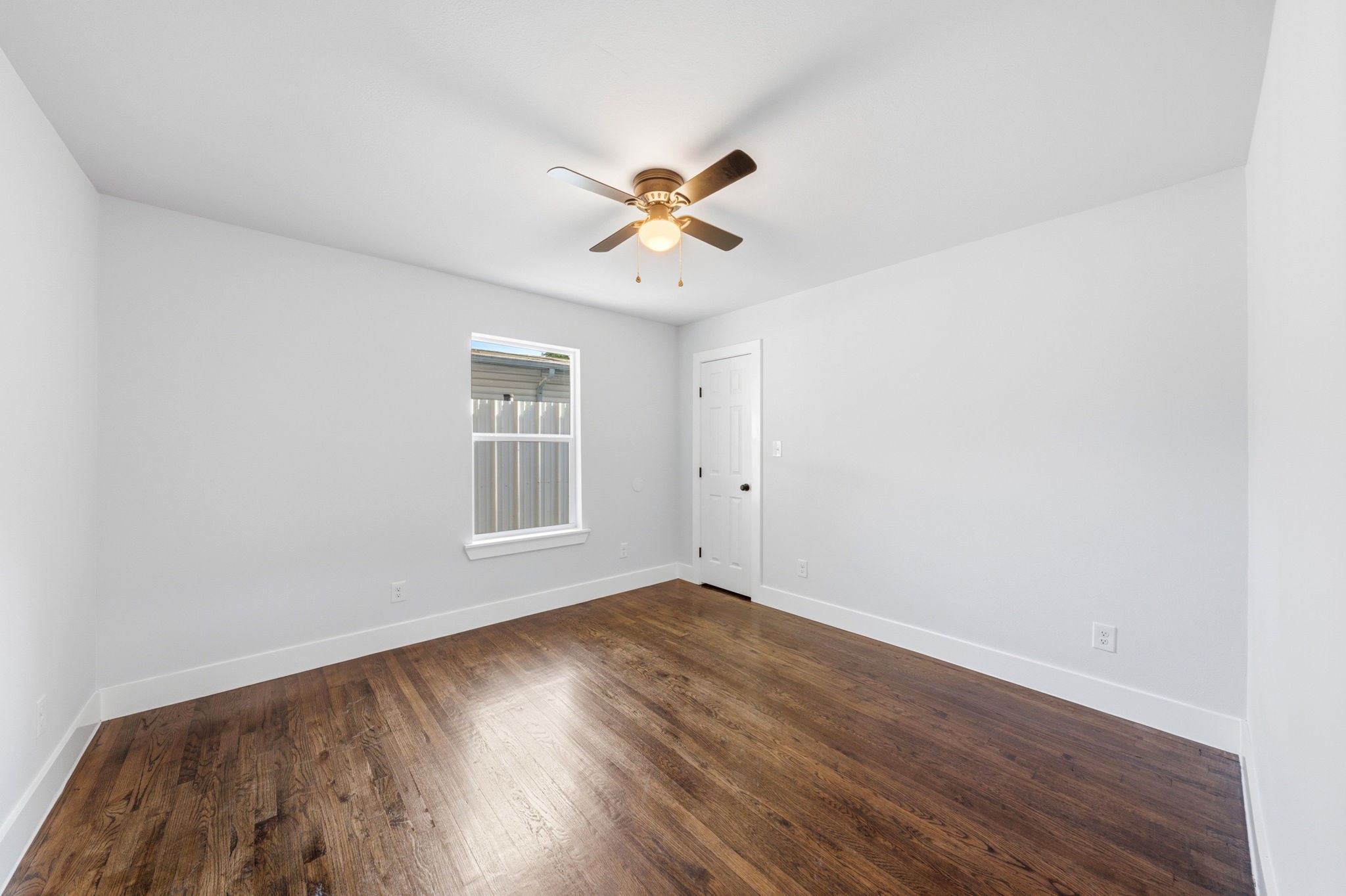 1239 Tarpley Avenue Dallas TX 75211