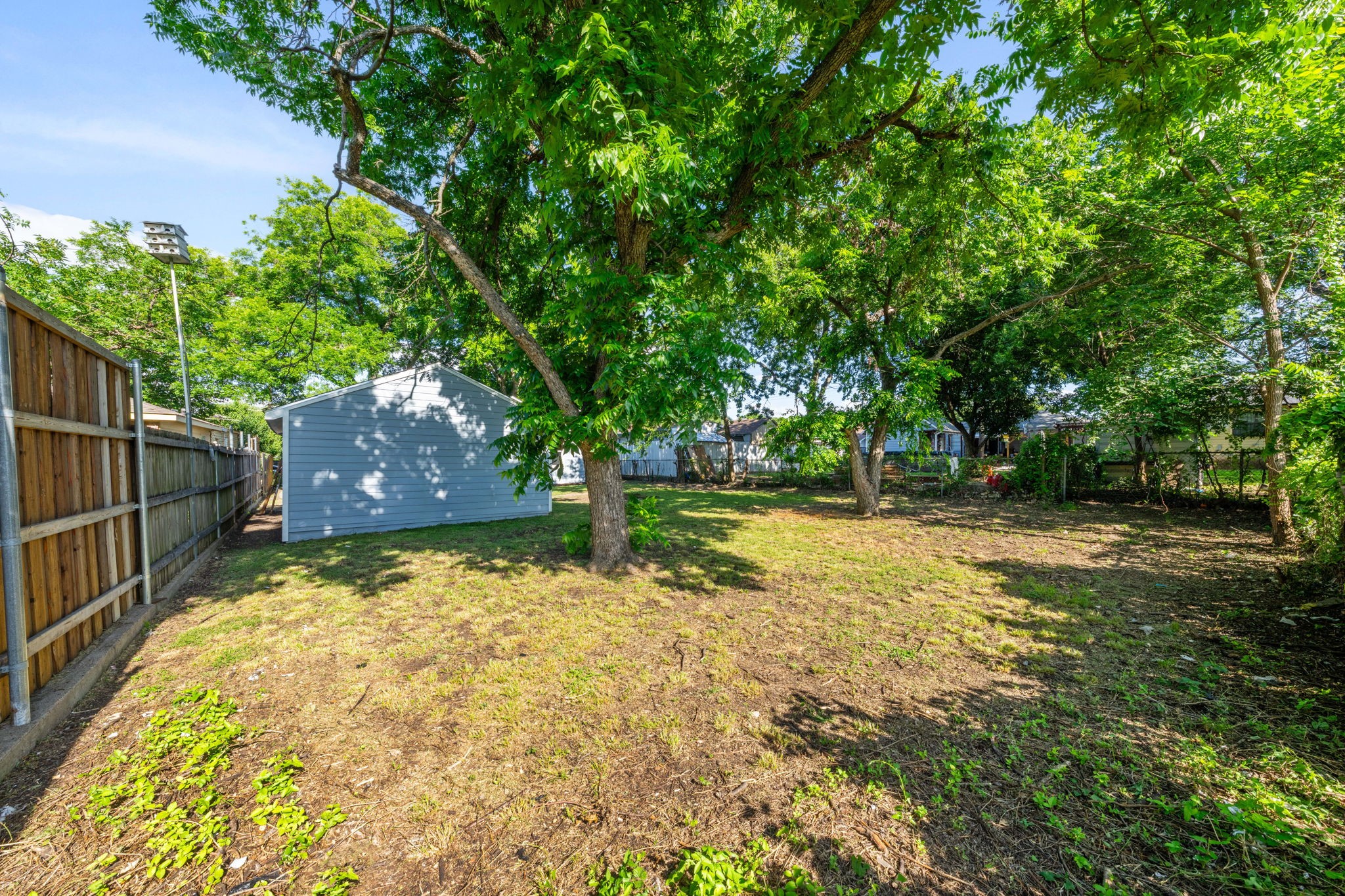 1239 Tarpley Avenue Dallas TX 75211