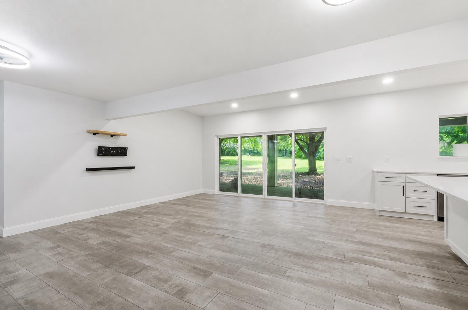 714 S Deerfield Circle Arlington TX 76015
