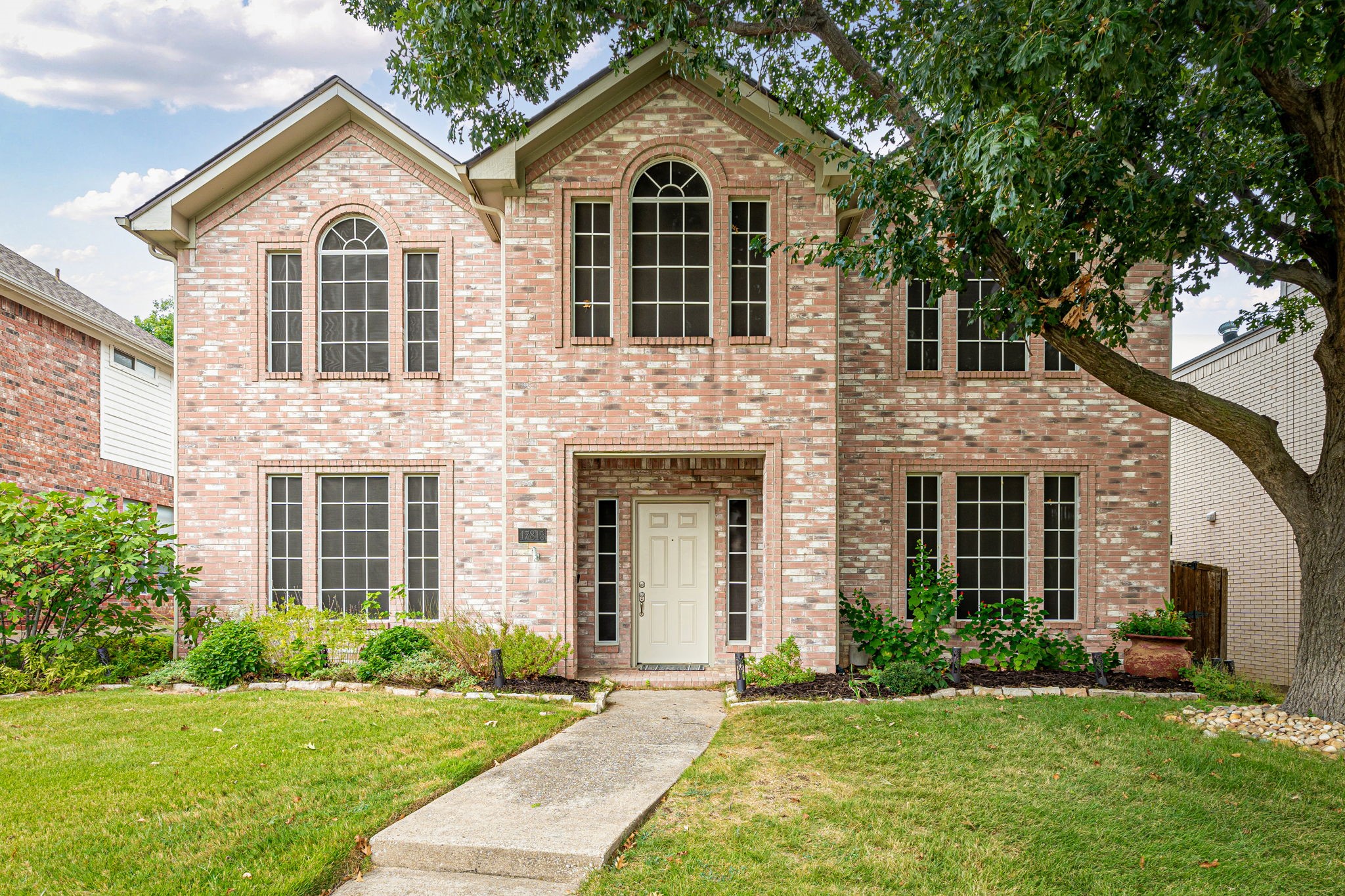 17815 Meadow Grove Lane Dallas TX 75287