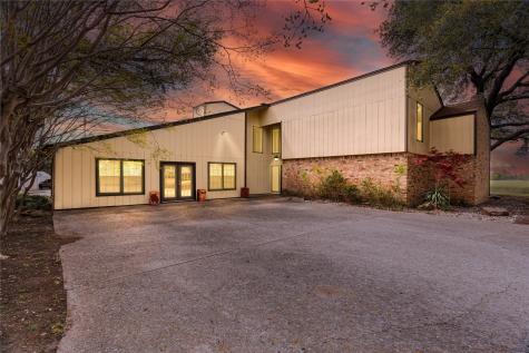 201 Falcon Lane Hillsboro TX 76645