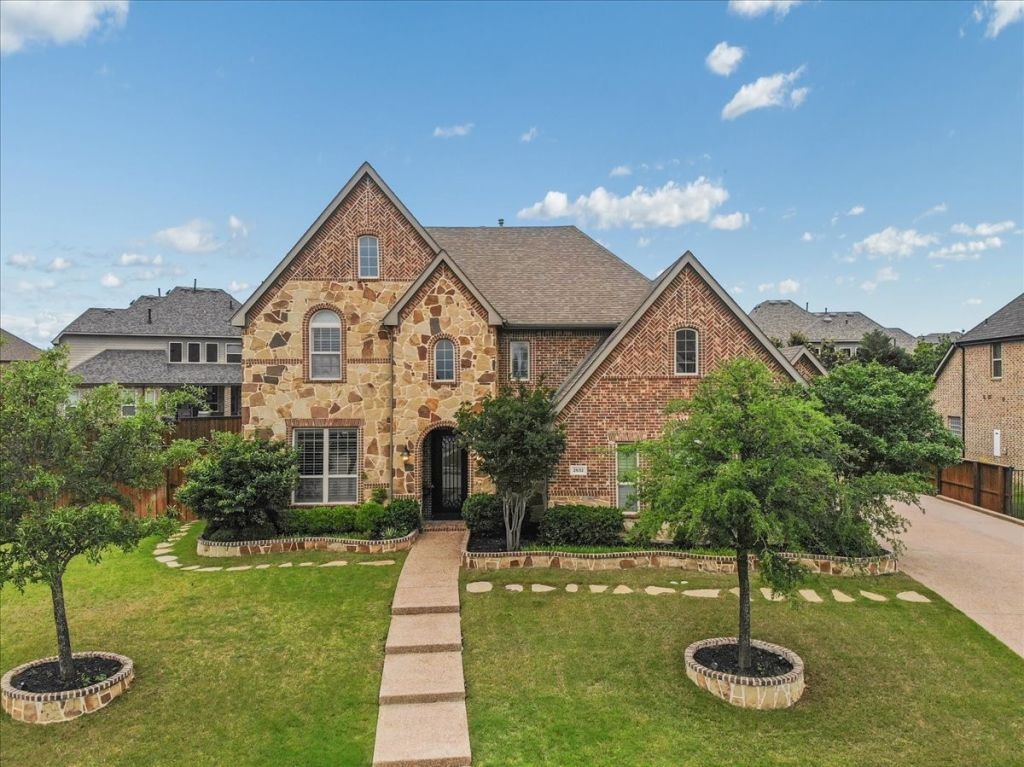 2832 Mona Vale Road Trophy Club TX 76262