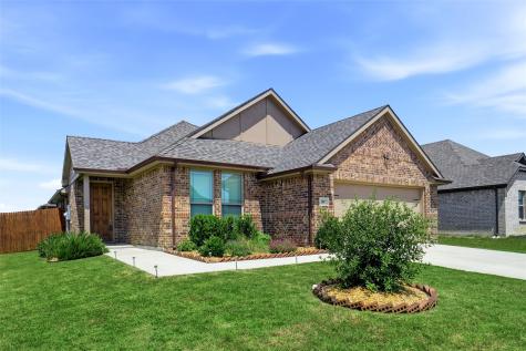 3017 Cliffview Drive Sanger TX 76266