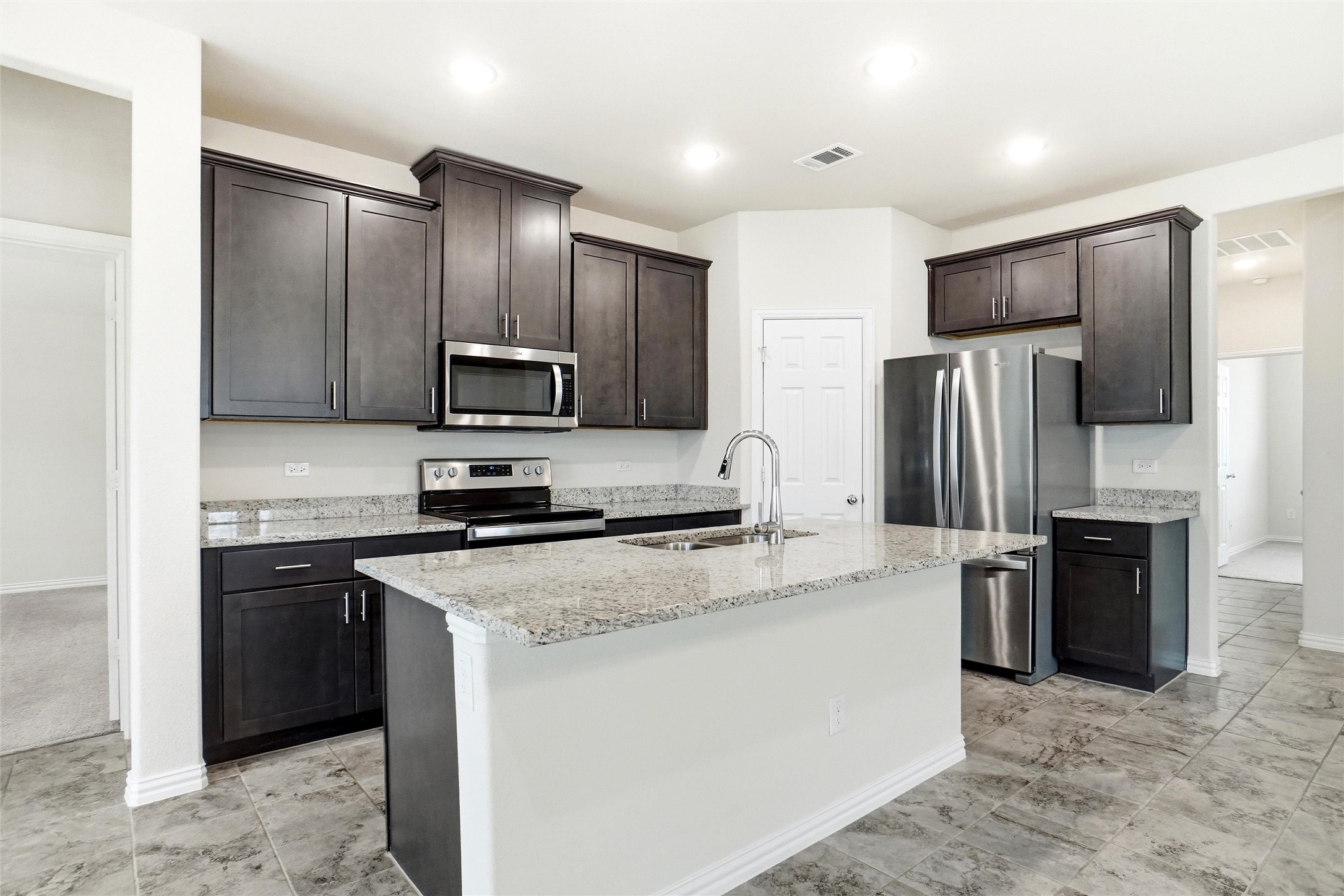 3017 Cliffview Drive Sanger TX 76266