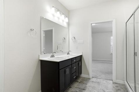 3017 Cliffview Drive Sanger TX 76266