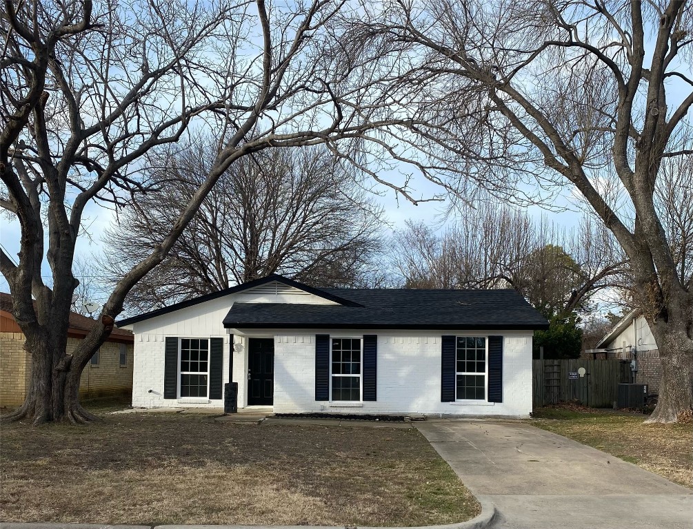 1510 Bogarte Drive Grand Prairie TX 75051