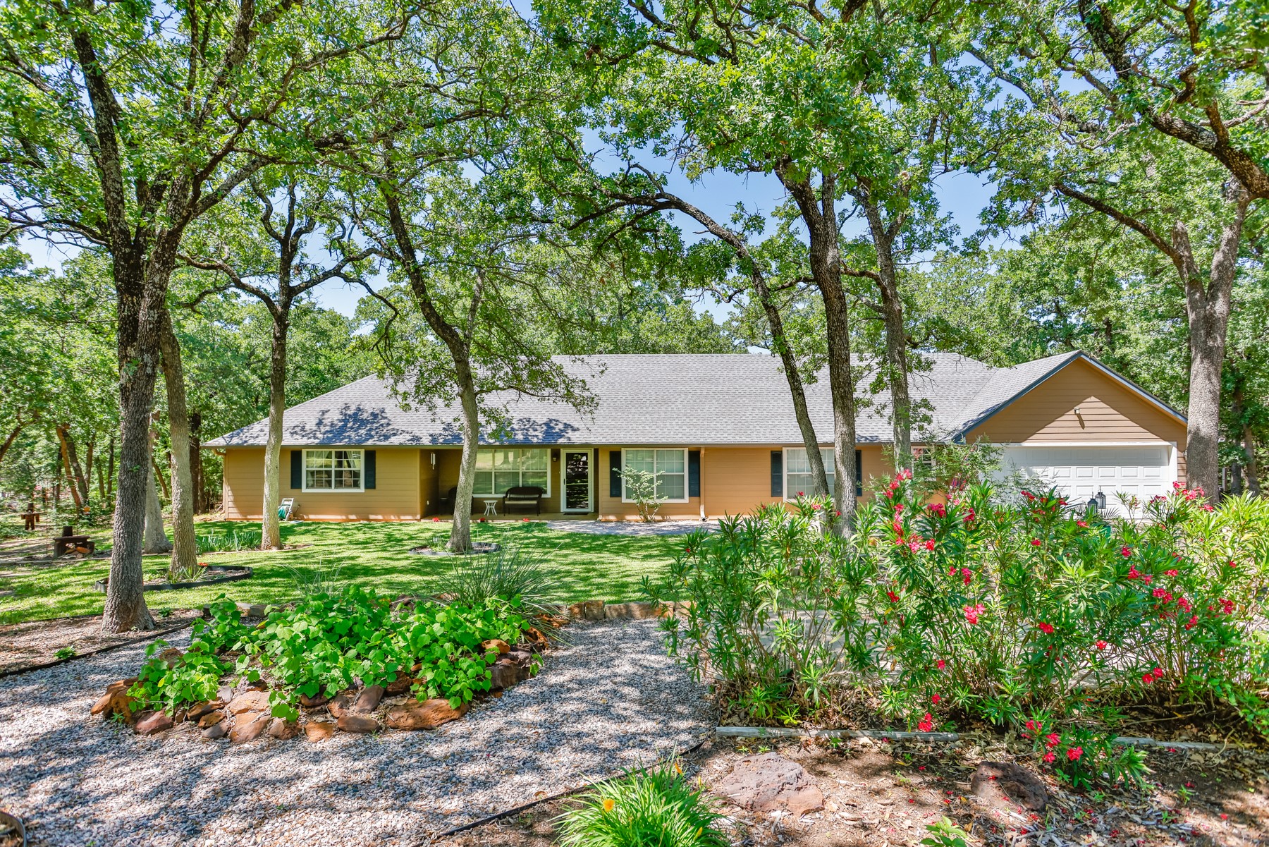 4823 County Road 211 Gainesville TX 76240