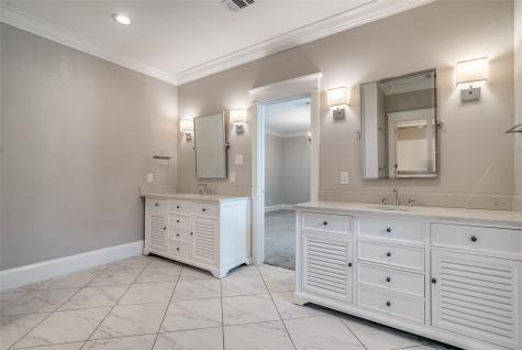 10501 County Road 1016 Burleson TX 76028