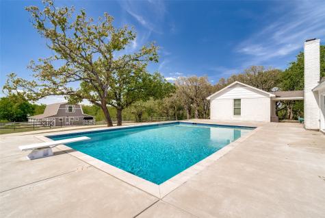 10501 County Road 1016 Burleson TX 76028
