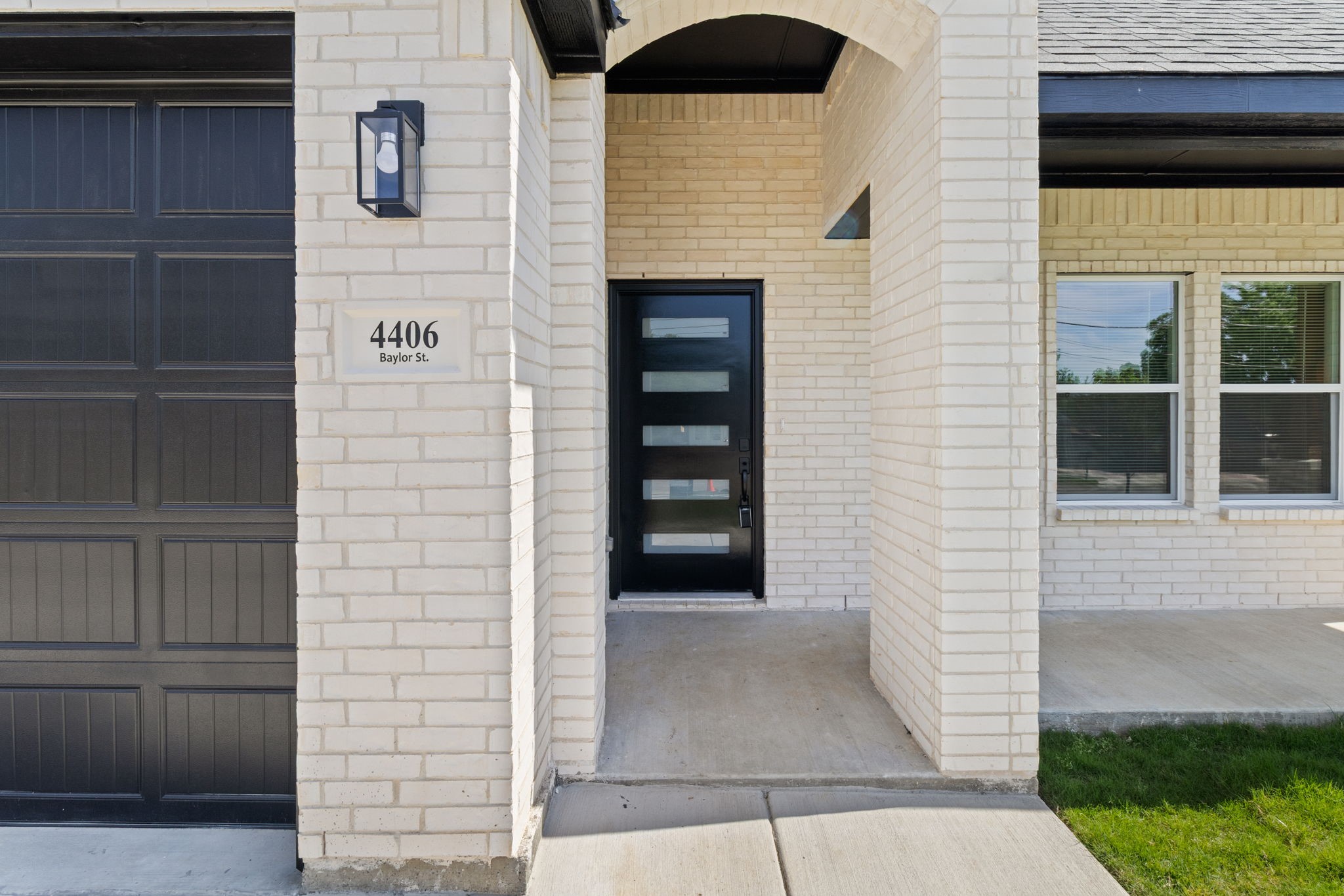 4406 Baylor Street Fort Worth TX 76119