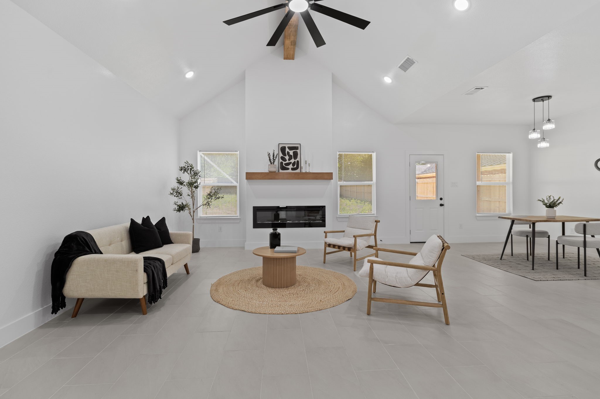 4406 Baylor Street Fort Worth TX 76119