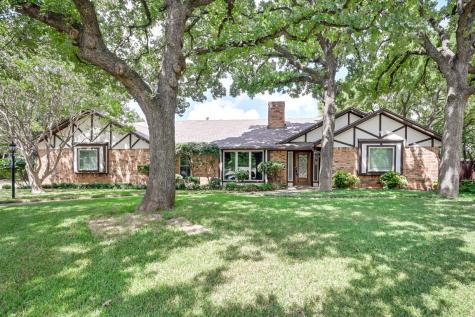 2302 Belfry Court Arlington TX 76011
