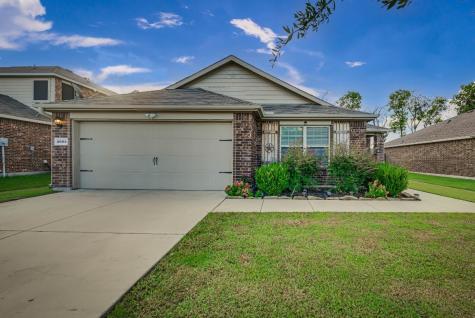 2604 Old Farm Drive Seagoville TX 75159