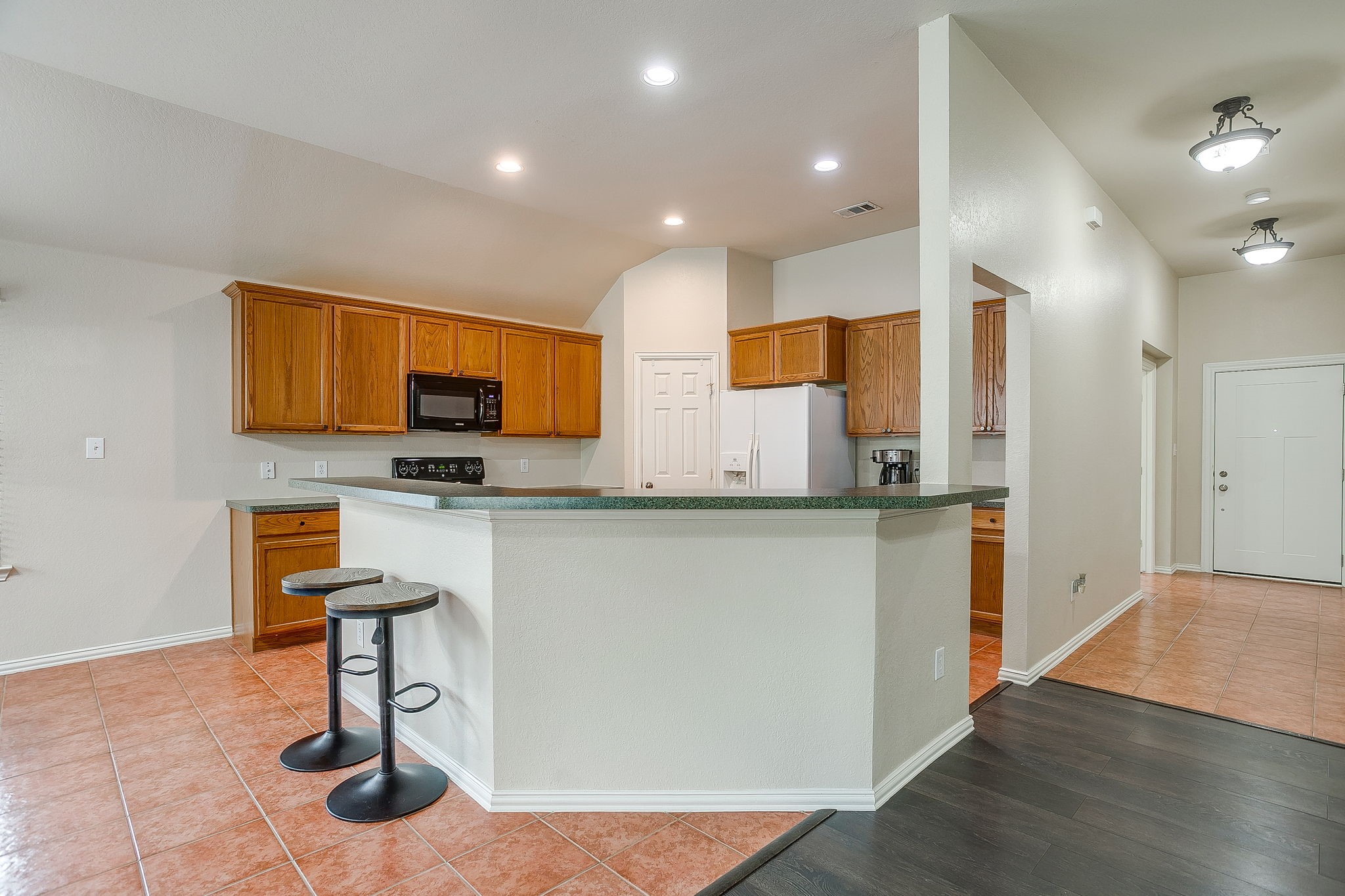 2720 Pinnacle Drive Burleson TX 76028