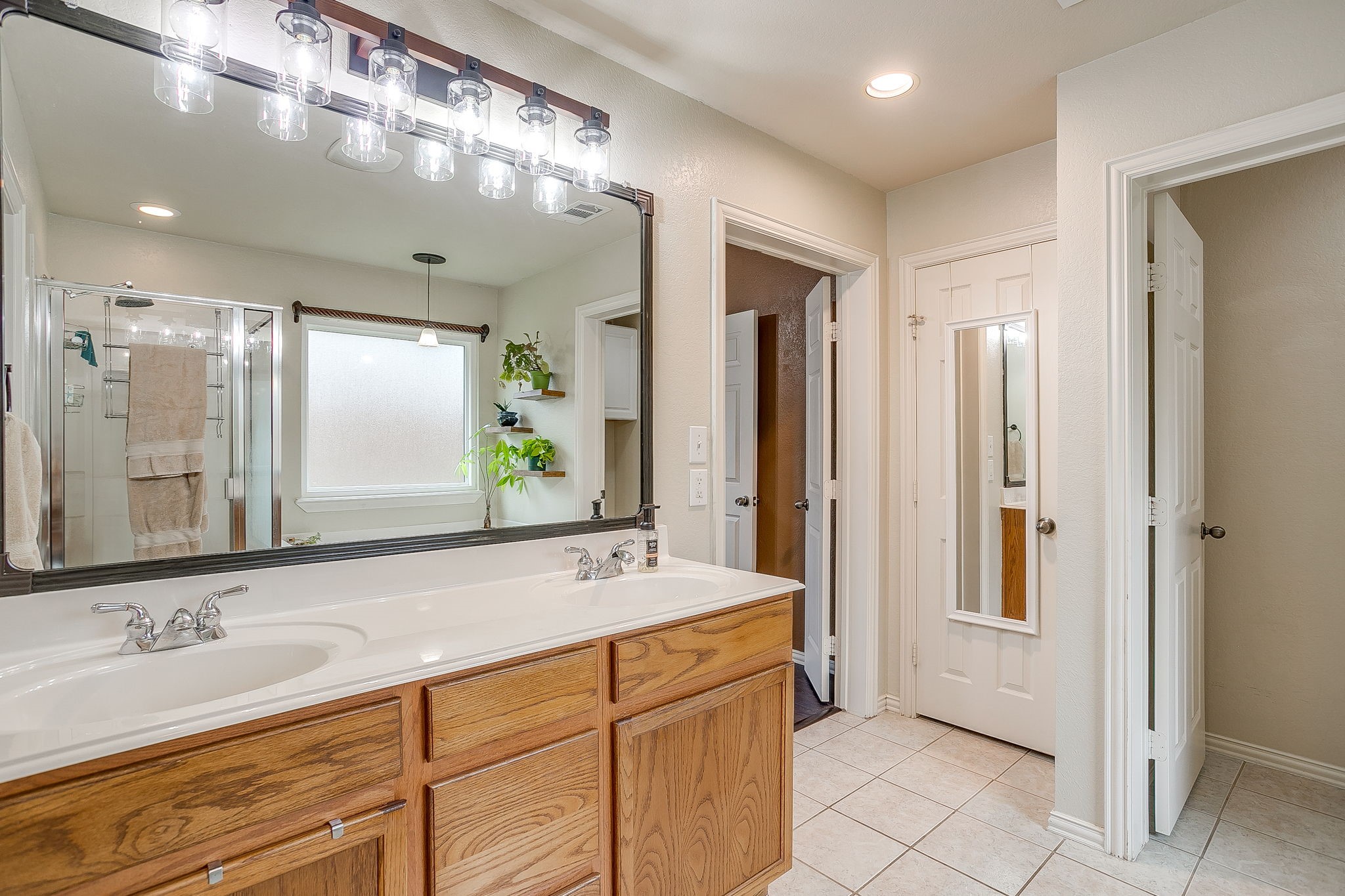 2720 Pinnacle Drive Burleson TX 76028