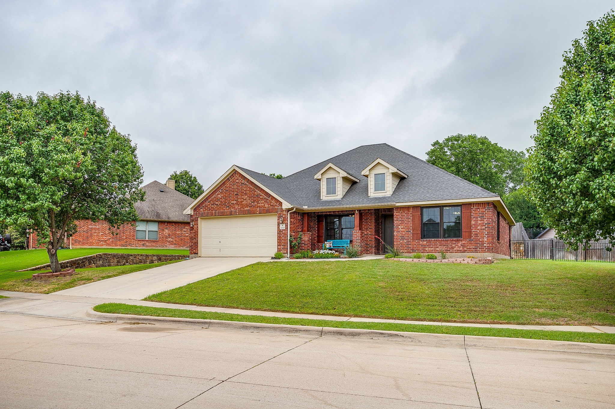 2720 Pinnacle Drive Burleson TX 76028