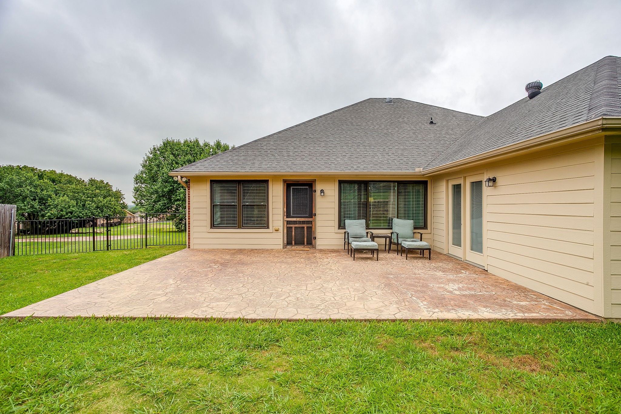 2720 Pinnacle Drive Burleson TX 76028