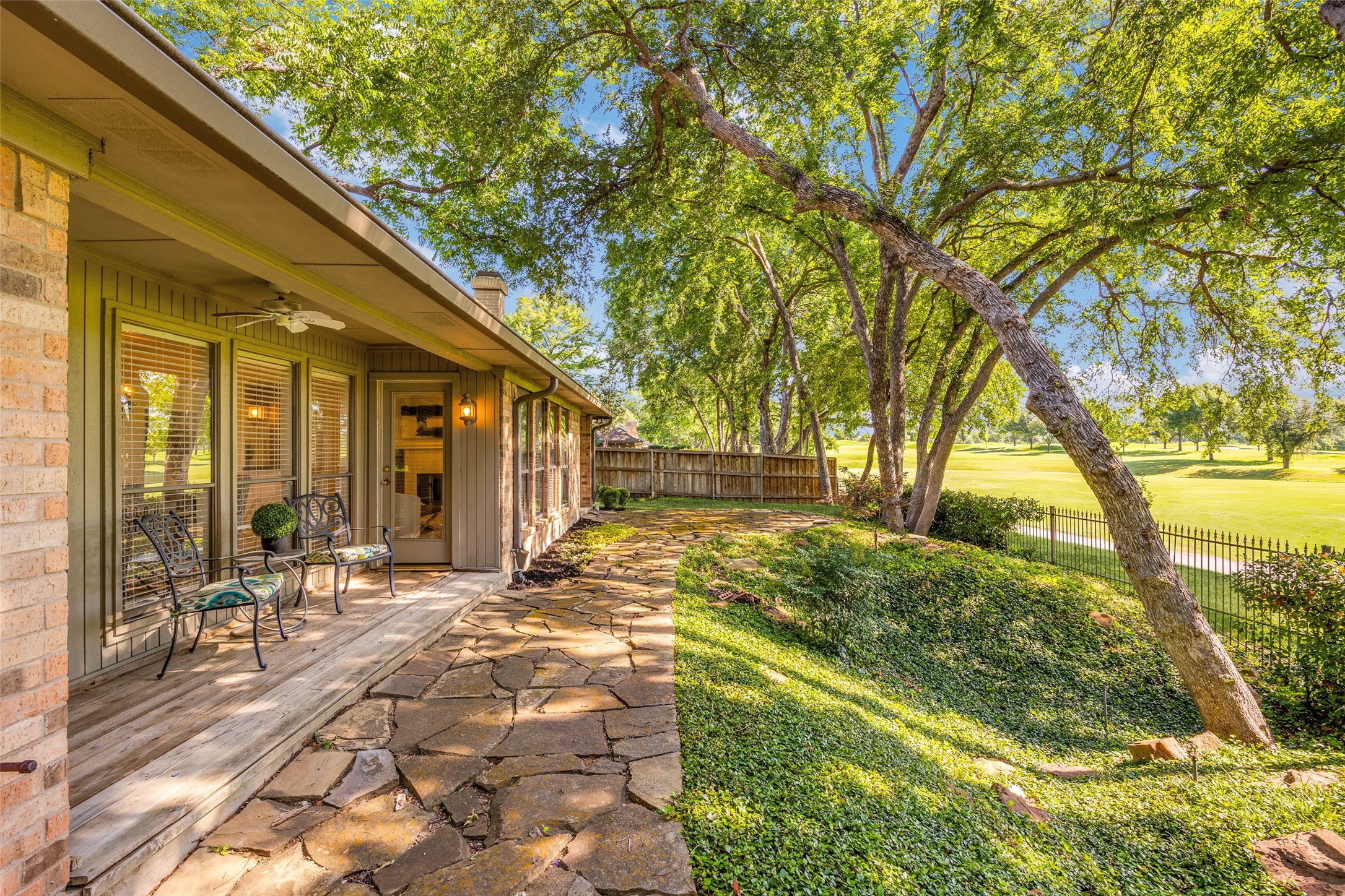 2306 Windsor Drive Richardson TX 75082