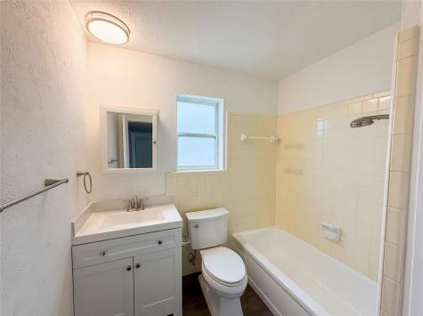 913 Jayellen Court Burleson TX 76028