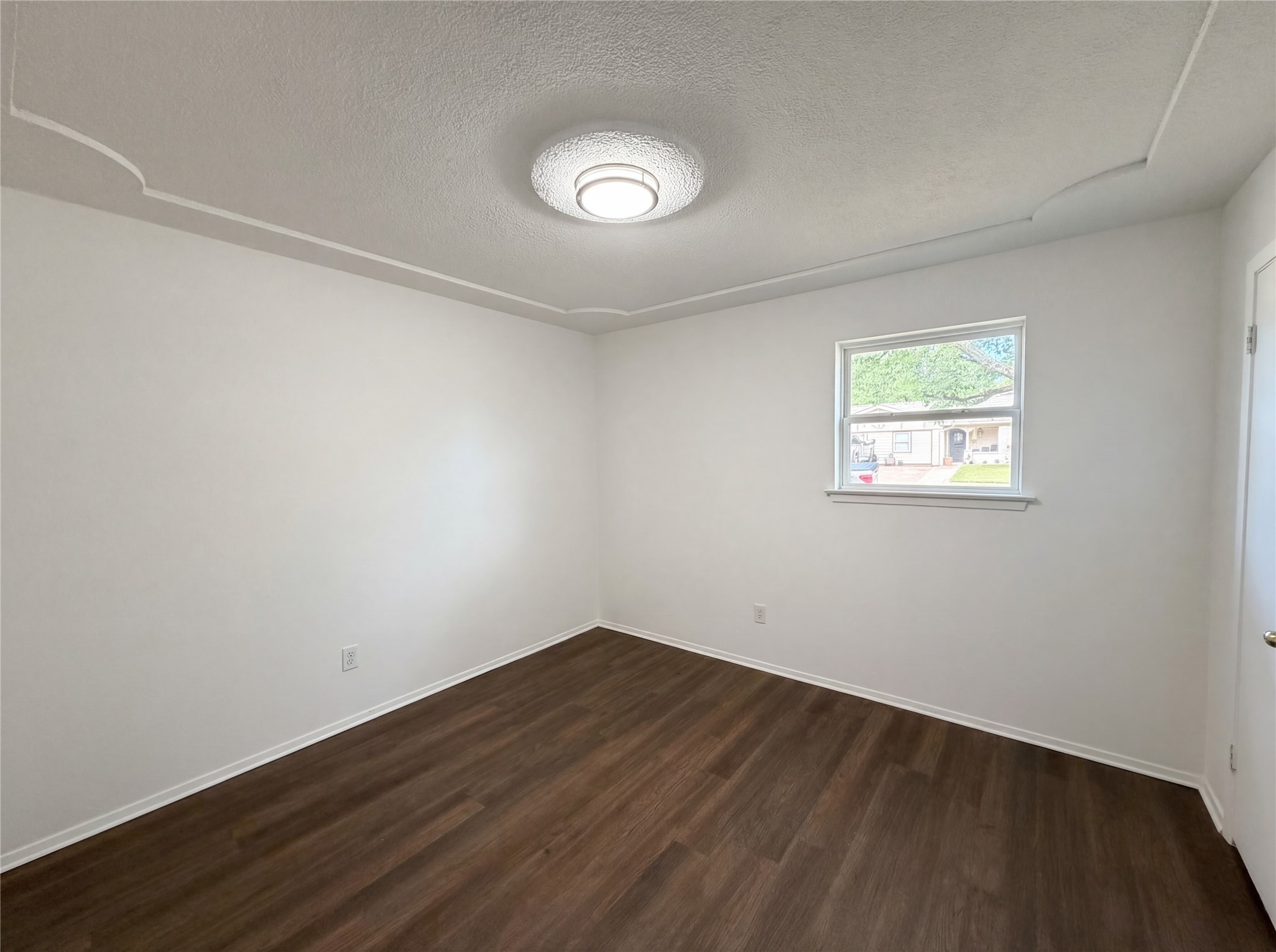 913 Jayellen Court Burleson TX 76028