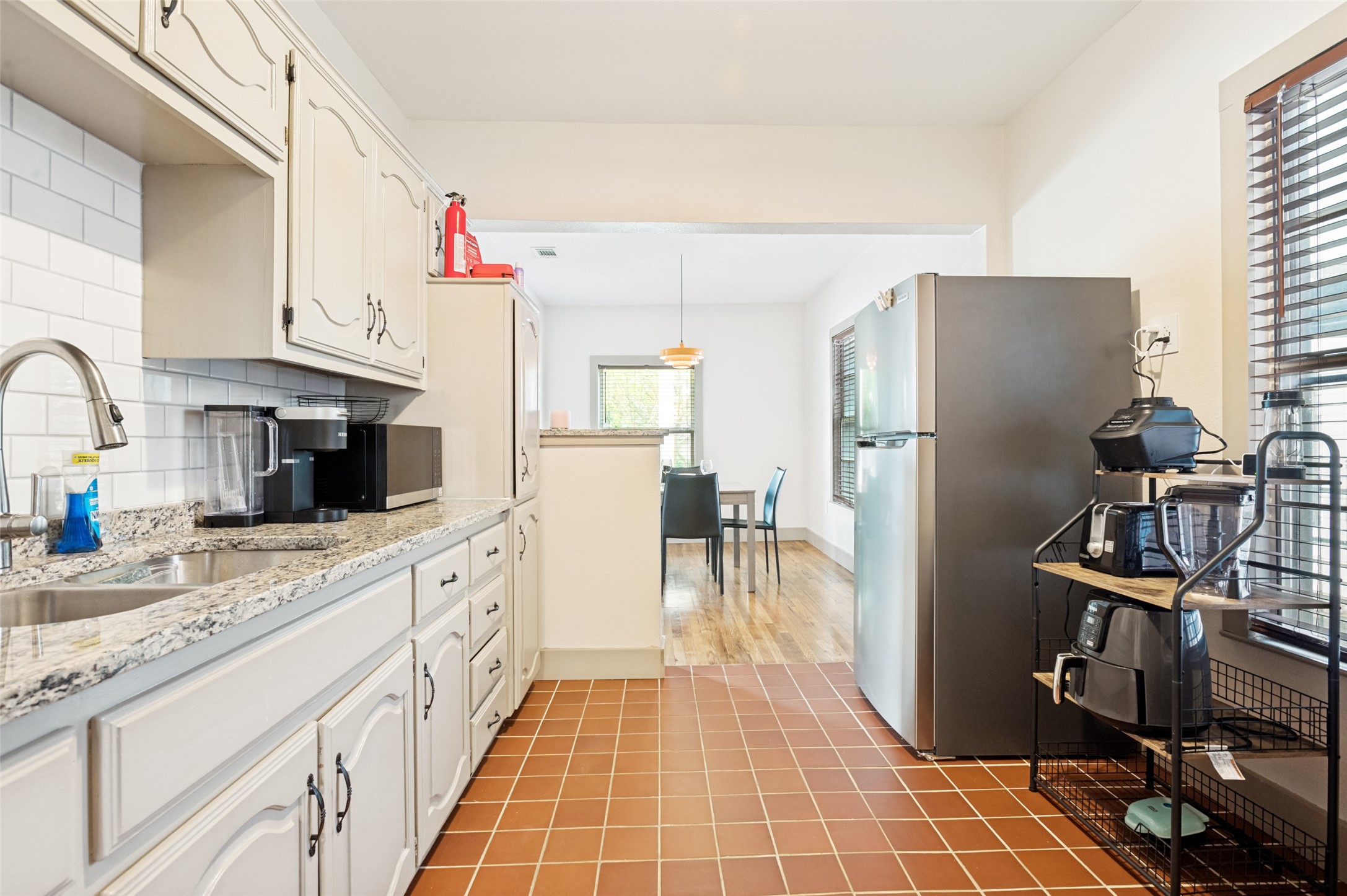 2723 Sharon Street Dallas TX 75211