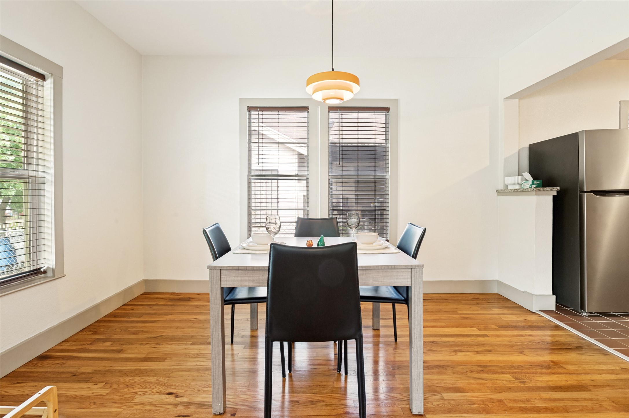 2723 Sharon Street Dallas TX 75211