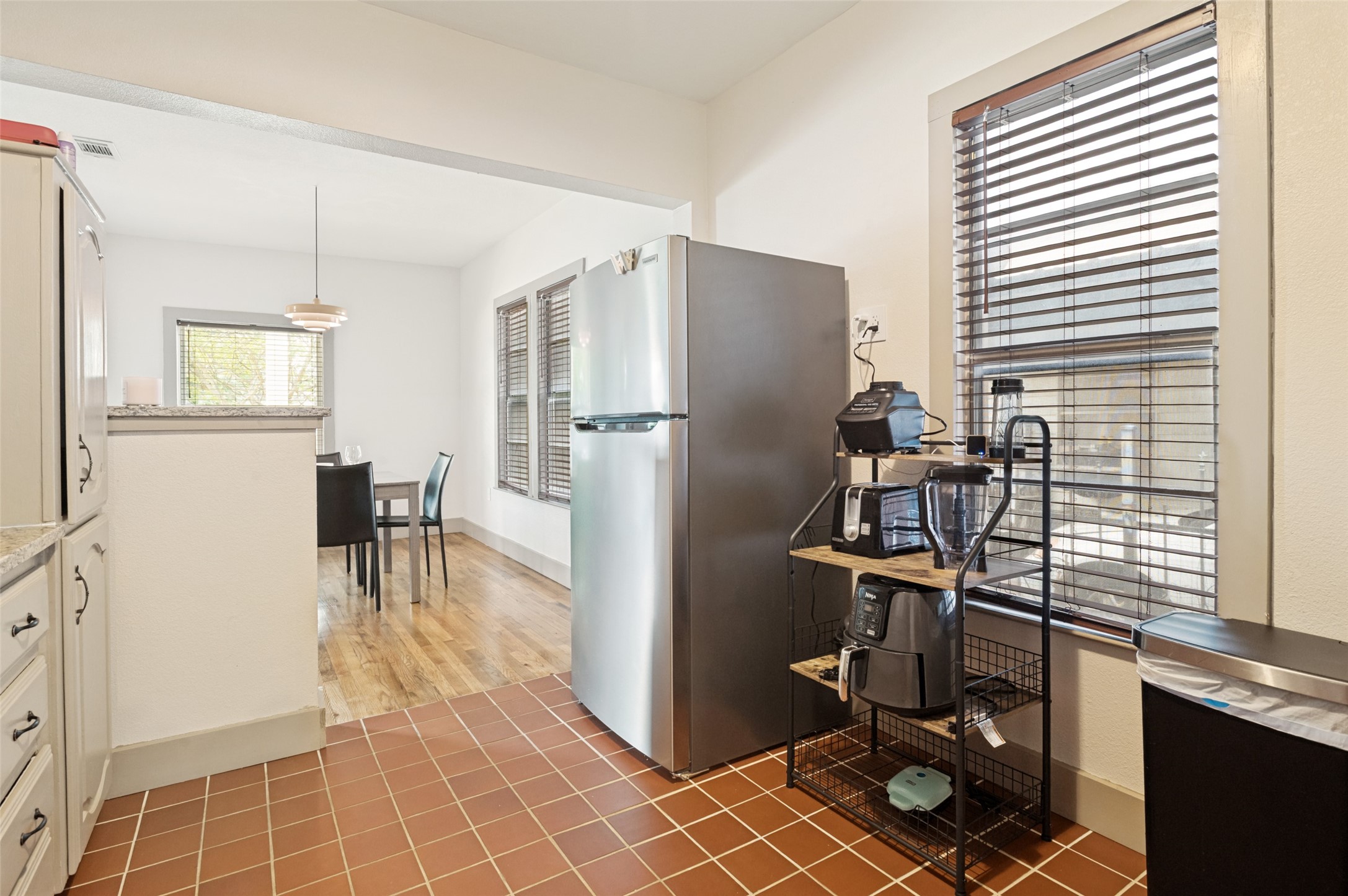 2723 Sharon Street Dallas TX 75211