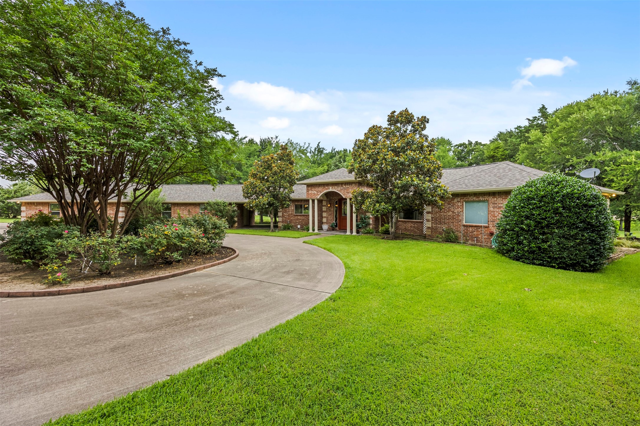207 Tonkawa Trail Corsicana TX 75109