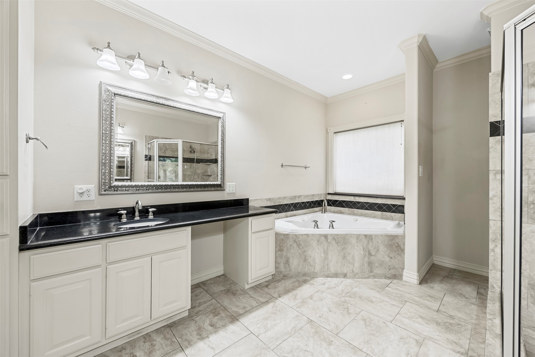 207 Tonkawa Trail Corsicana TX 75109