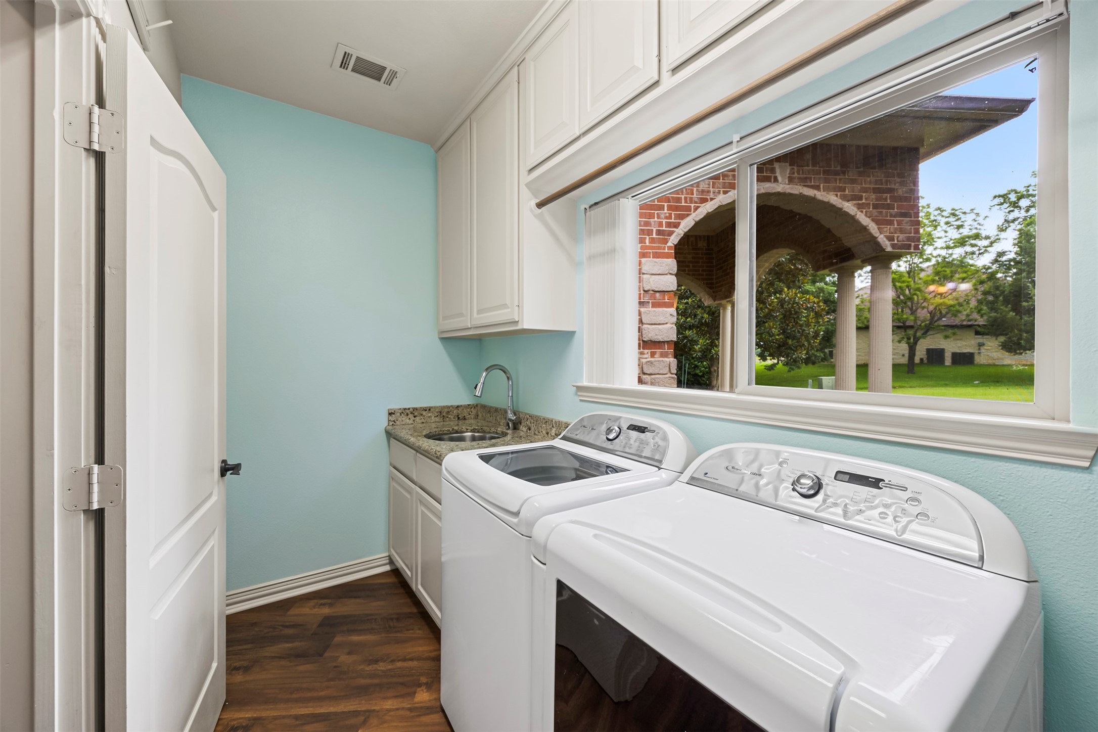 207 Tonkawa Trail Corsicana TX 75109
