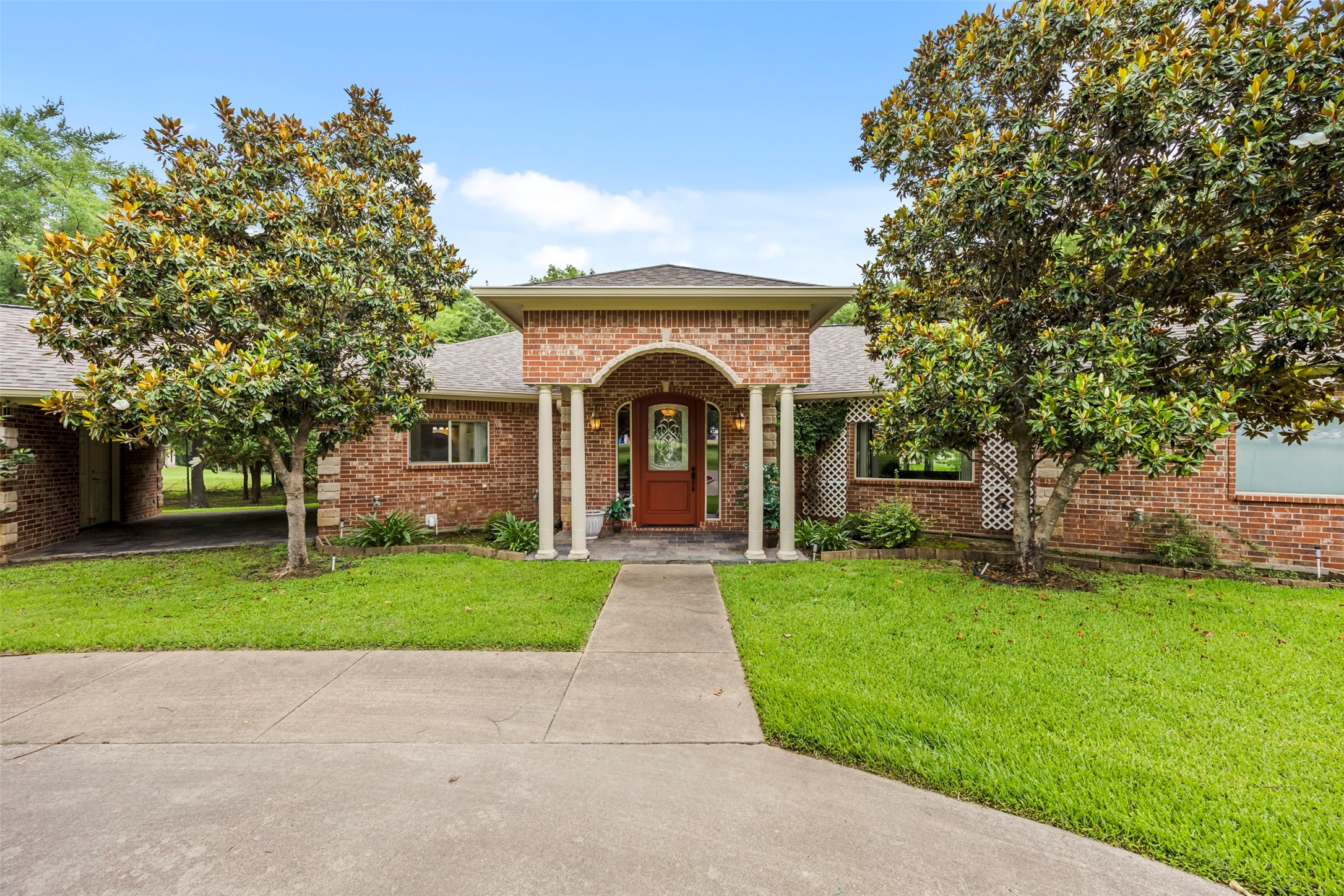 207 Tonkawa Trail Corsicana TX 75109