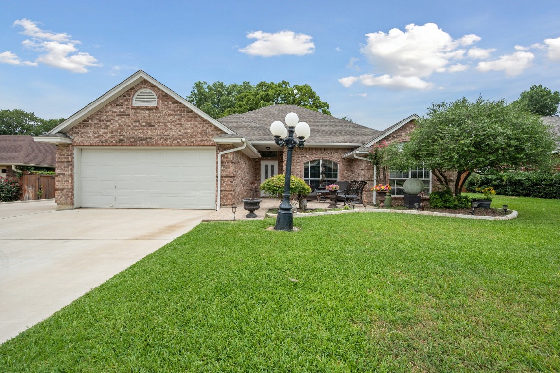 1505 Donna Lane Bedford TX 76022