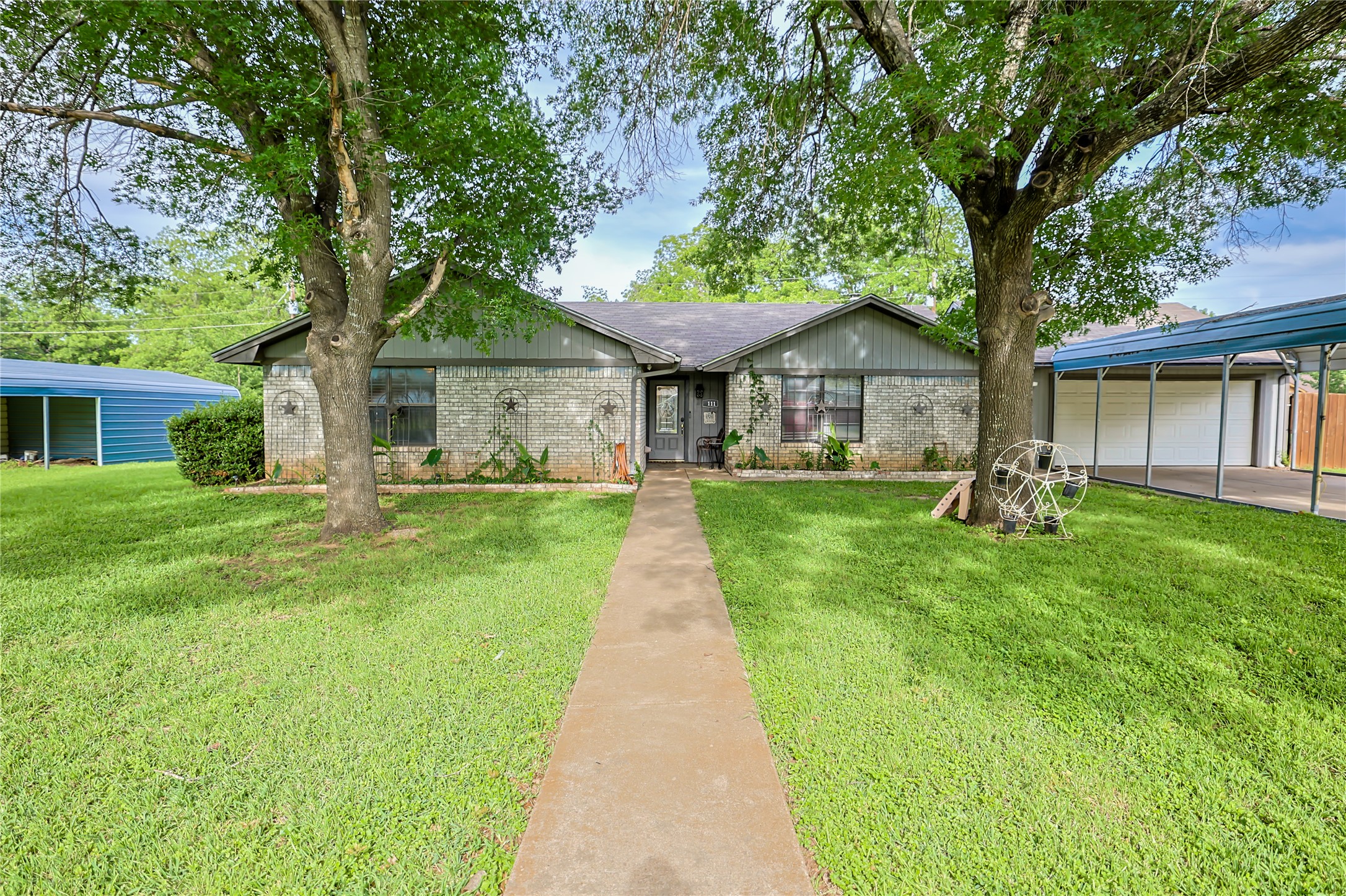 111 Songwood Drive Weatherford TX 76087