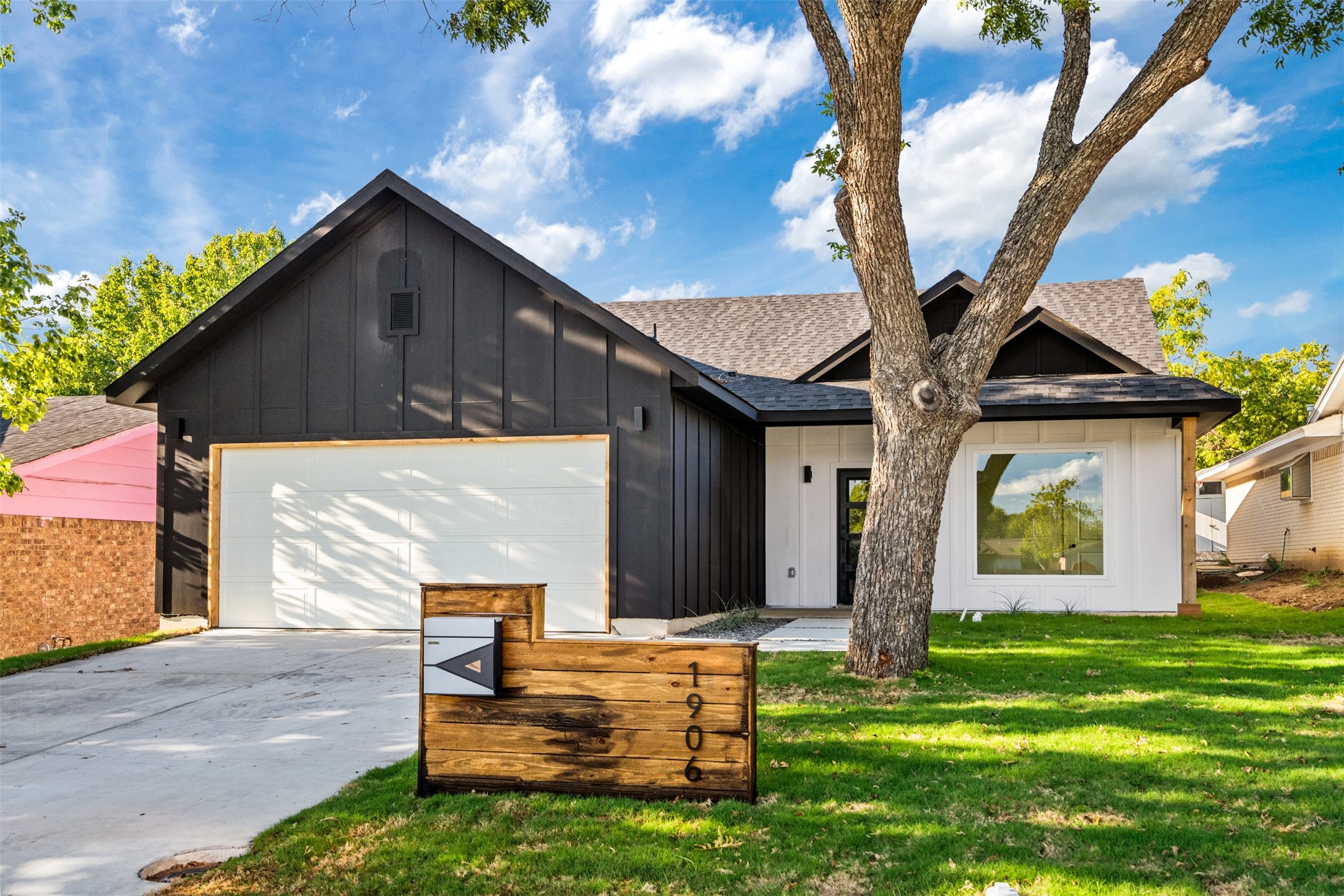 1906 El Paso Street Grand Prairie TX 75051