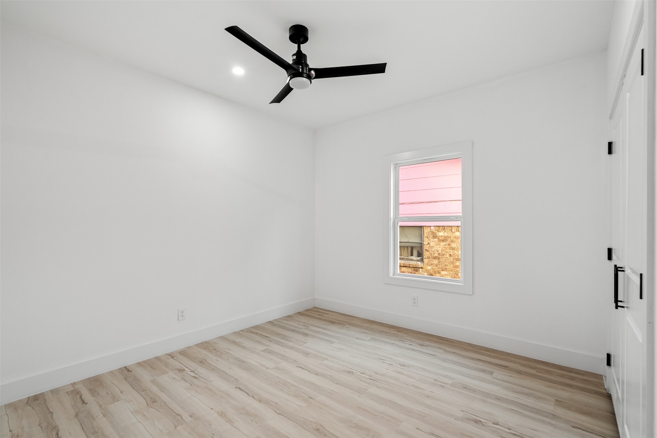 1906 El Paso Street Grand Prairie TX 75051