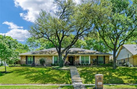2212 Eastwood Drive Richardson TX 75080