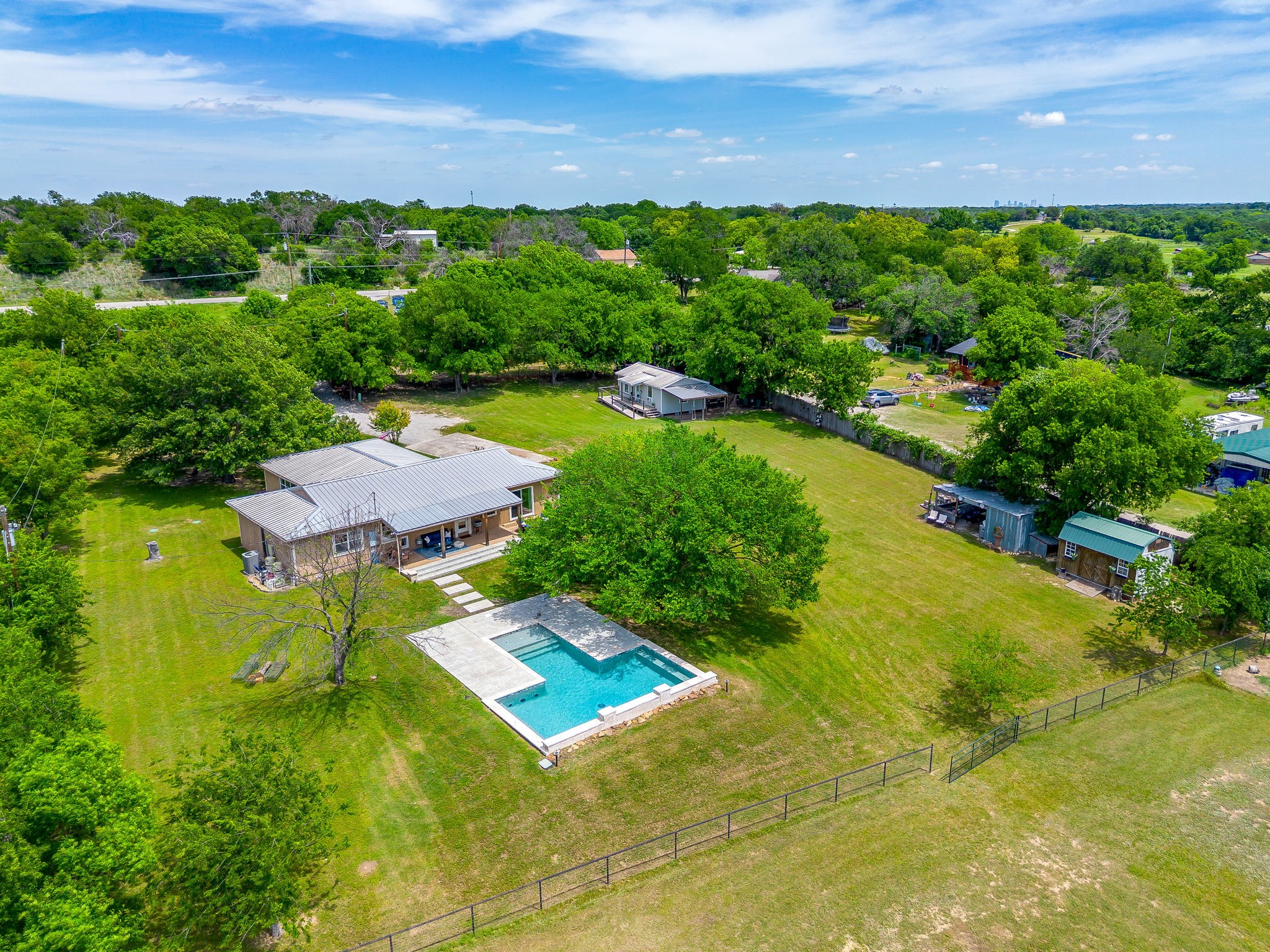 6345 Silver Creek Azle Road Azle TX 76020