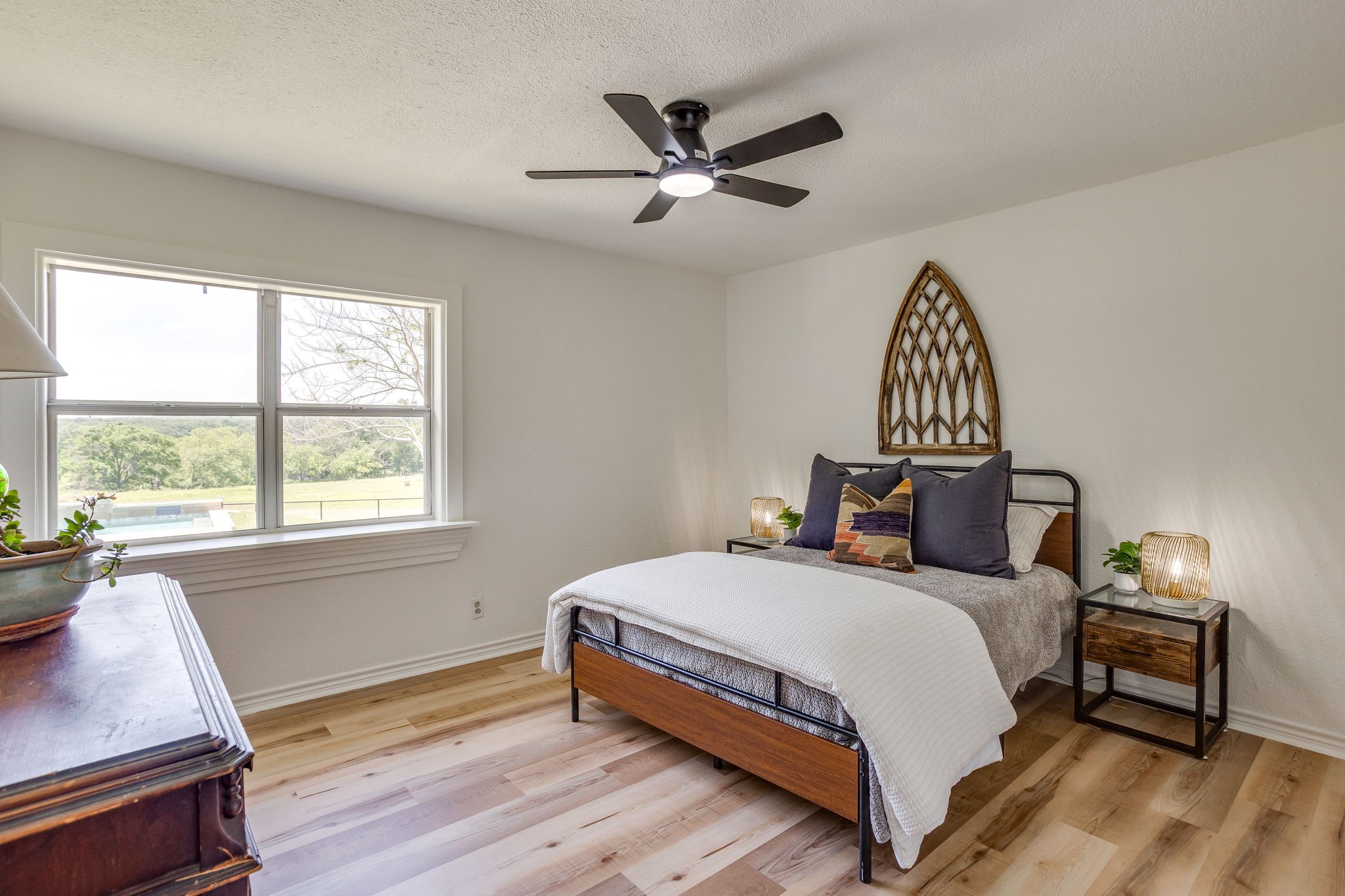 6345 Silver Creek Azle Road Azle TX 76020