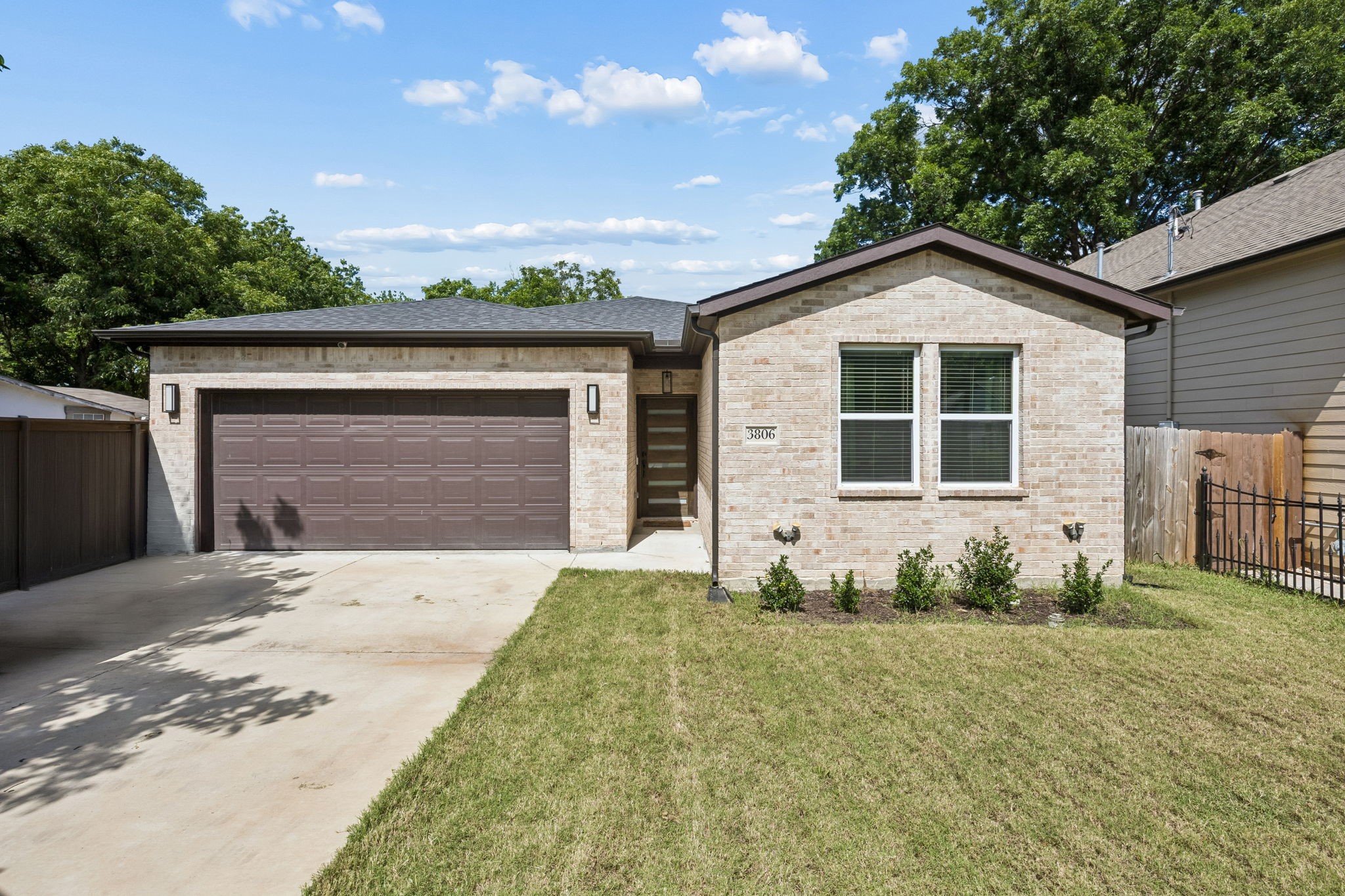 3806 Vandervort Drive Dallas TX 75216