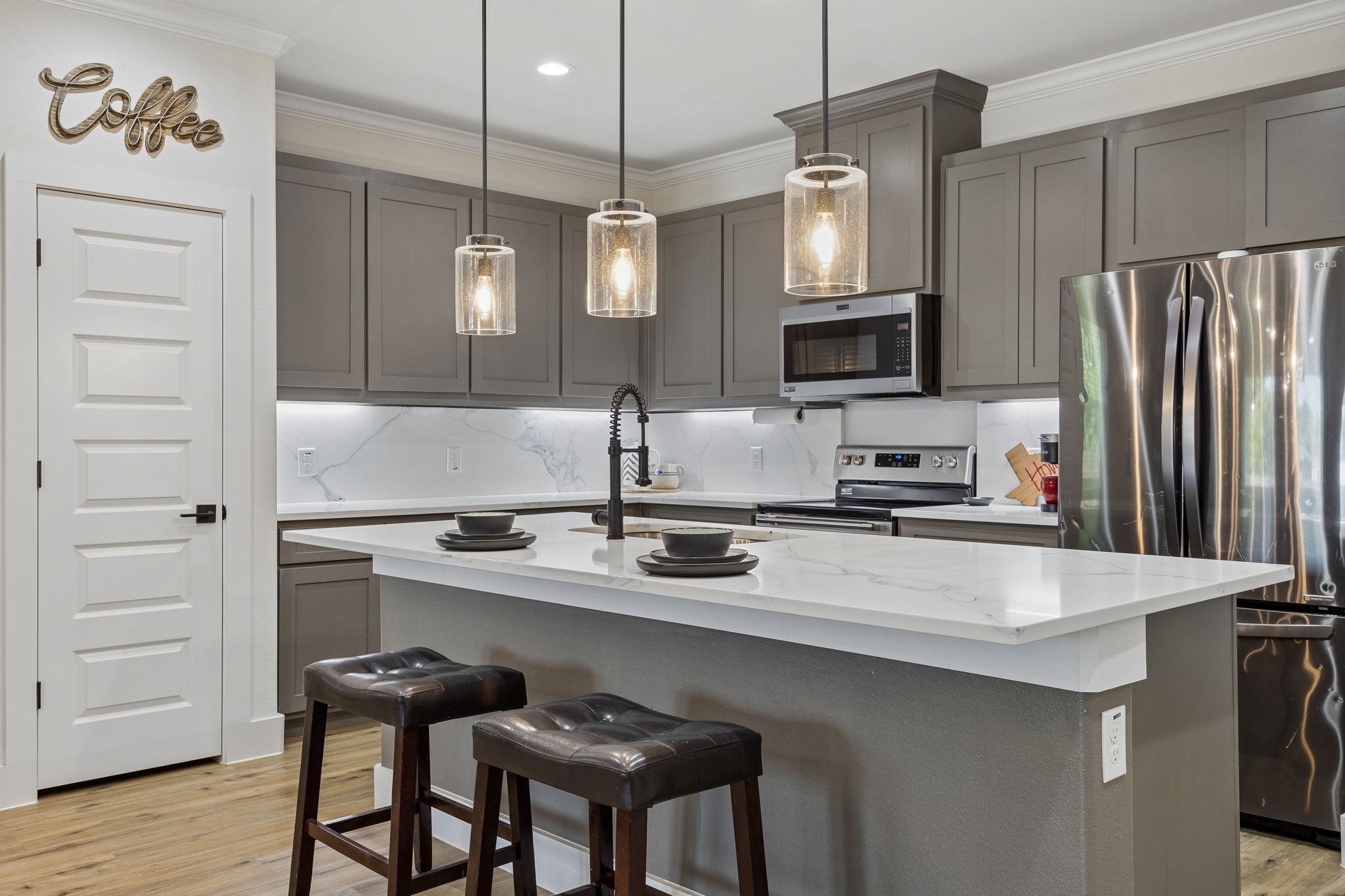 3806 Vandervort Drive Dallas TX 75216