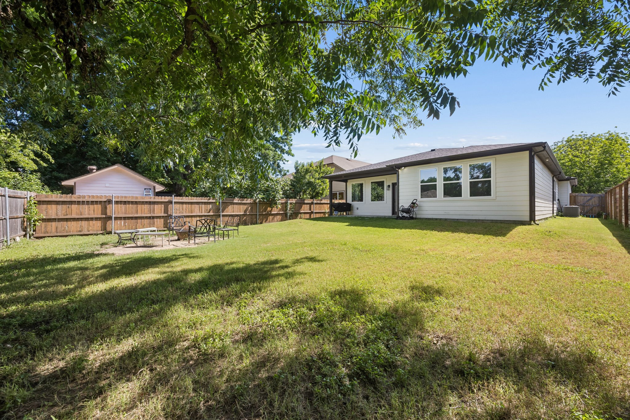 3806 Vandervort Drive Dallas TX 75216