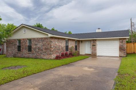 825 Loganwood Drive Royse City TX 75189