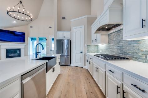 900 Southern Hills Way Aubrey TX 76227