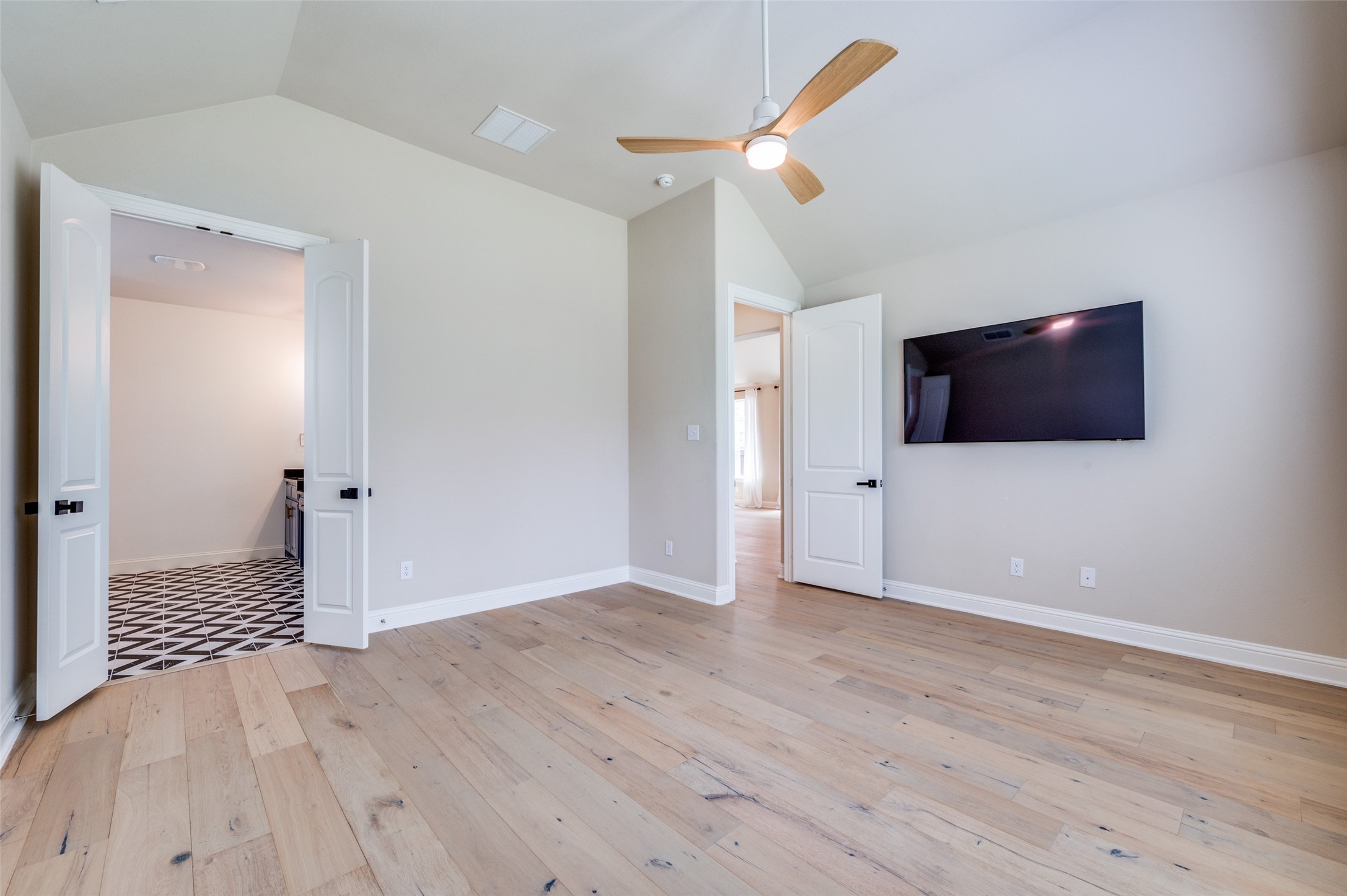 900 Southern Hills Way Aubrey TX 76227
