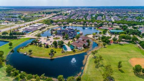 900 Southern Hills Way Aubrey TX 76227