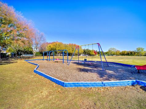 900 Southern Hills Way Aubrey TX 76227