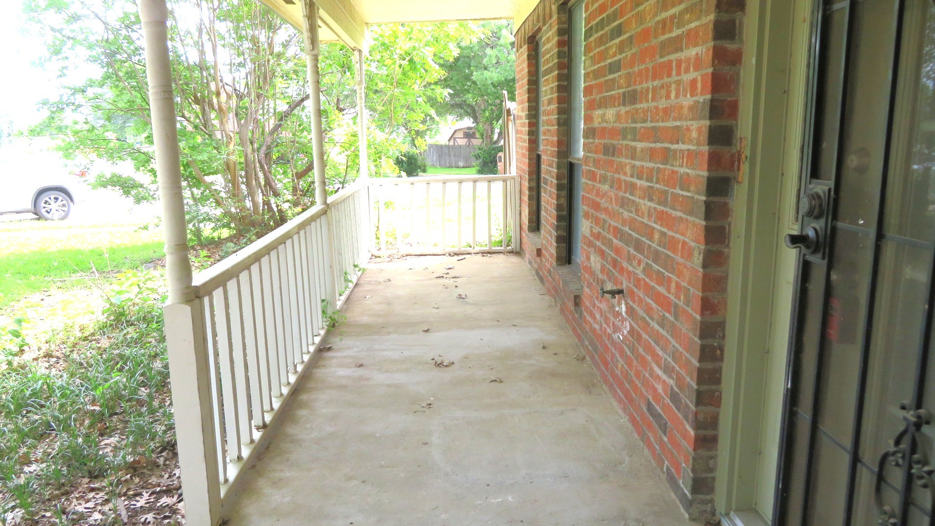 608 Valley Mills Drive Arlington TX 76018