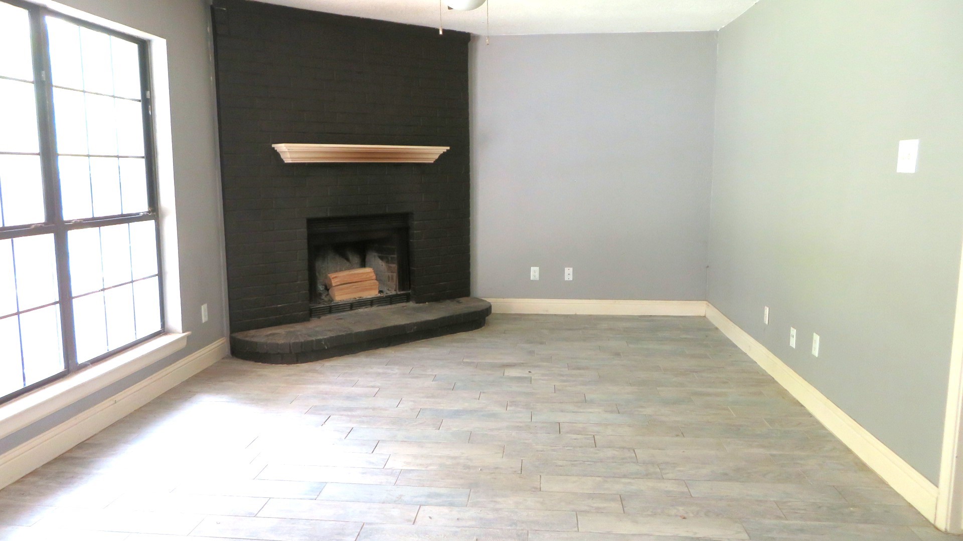 608 Valley Mills Drive Arlington TX 76018