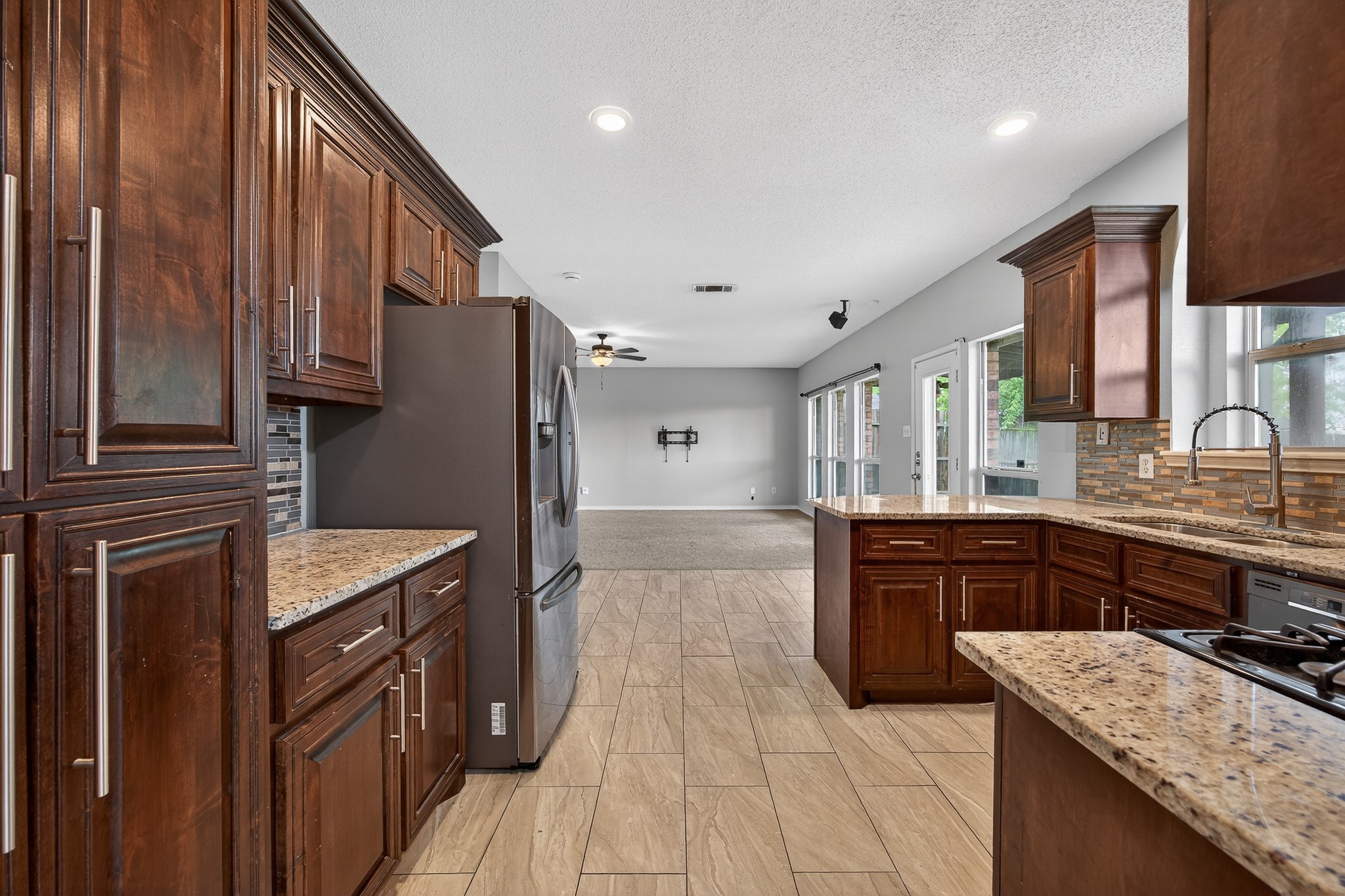2233 San Simeon Drive Mesquite TX 75181