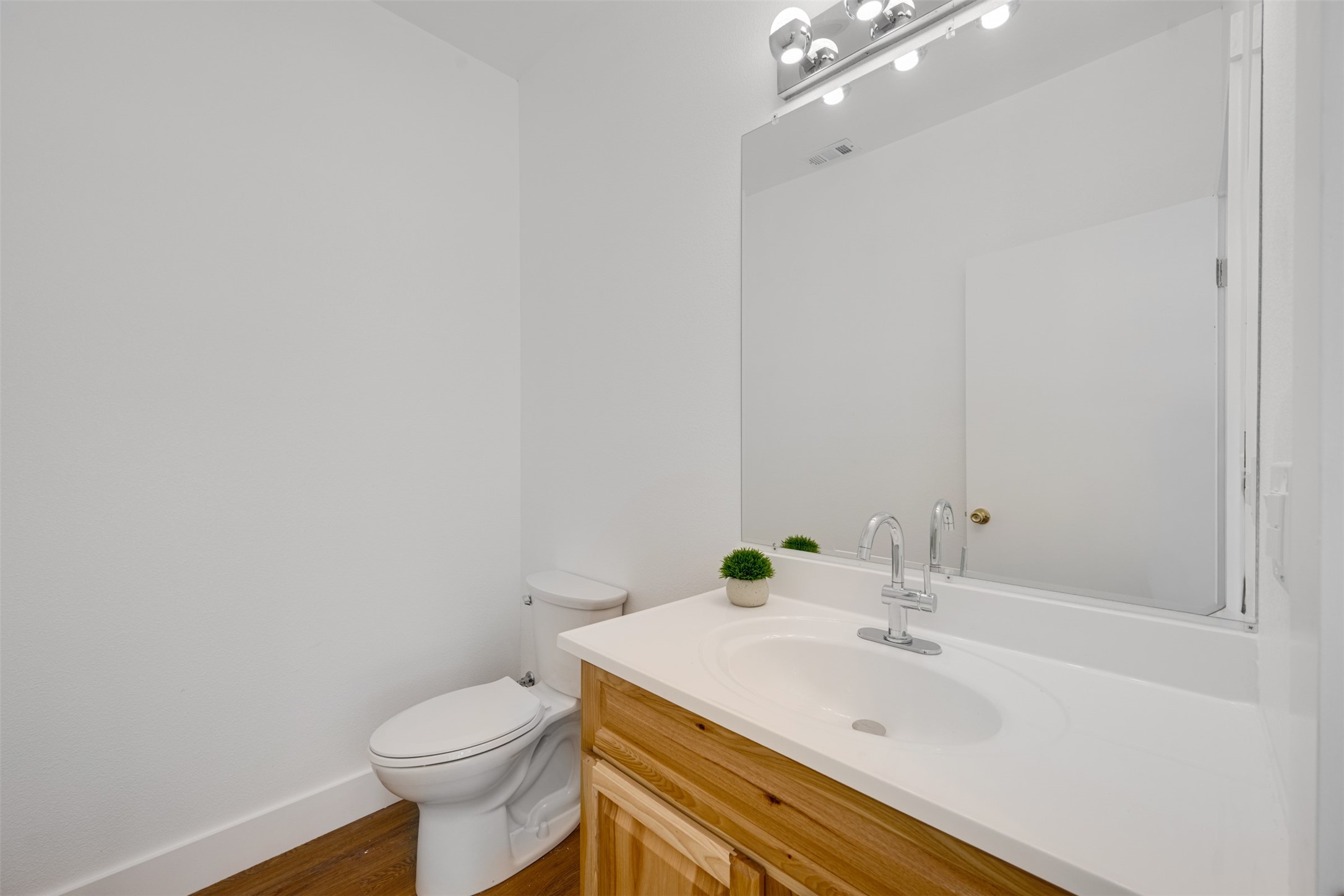 130 Private Road 35407 Sumner TX 75486